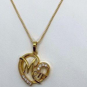 Mother’s love heart necklace